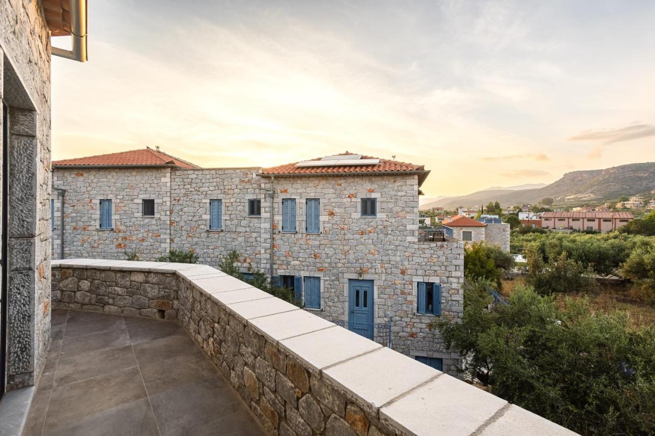 Mani Stone Built Home A Breath Away To The Sea Stoúpa Exterior foto